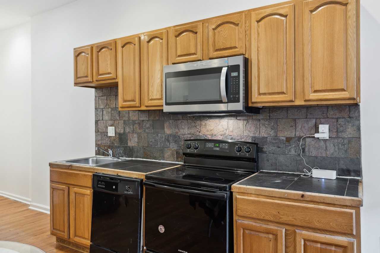 2252 North Park Avenue - Photo 6 of 19