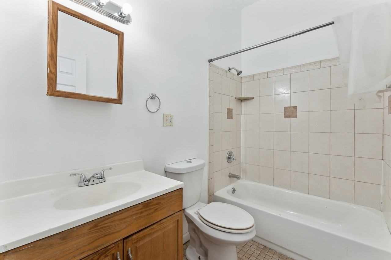 2252 North Park Avenue - Photo 7 of 19