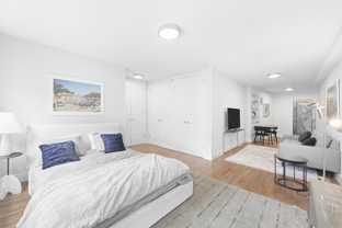Greenwich St #1F - Photo 1 of 1