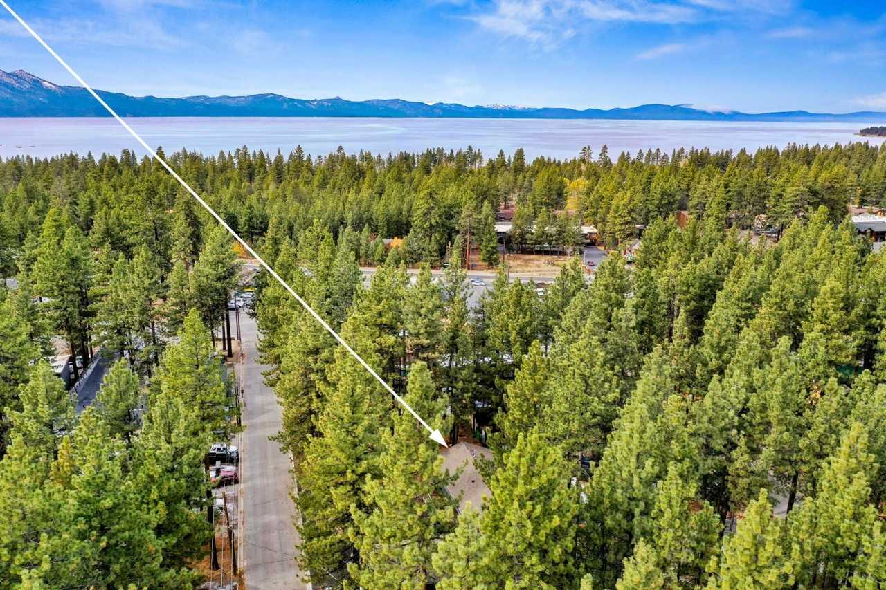 1031 Moss Road - Photo 2 of 6