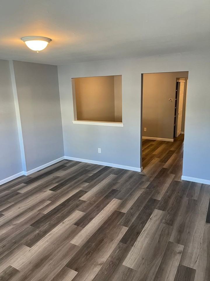 2202 Pileggi Rd - Photo 2 of 10