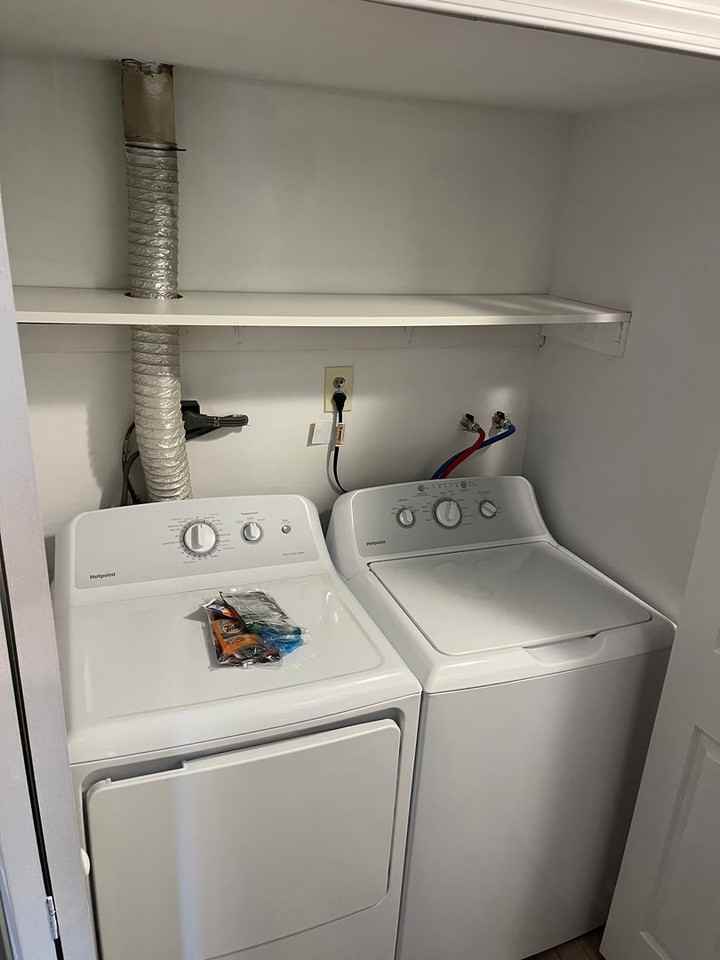 2202 Pileggi Rd - Photo 5 of 10