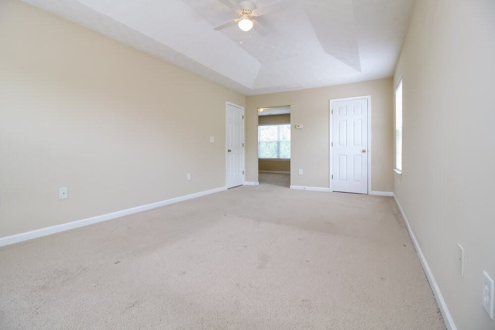 4065 Crescent Walk Ln - Photo 7 of 15