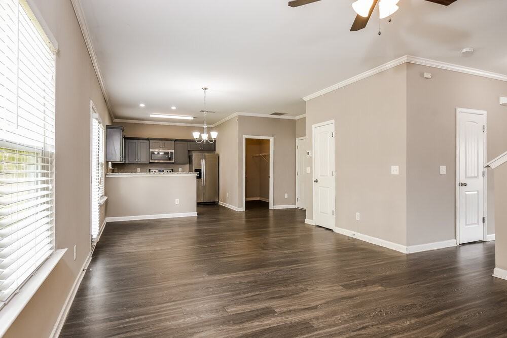 23 Fieldcrest Dr - Photo 6 of 17