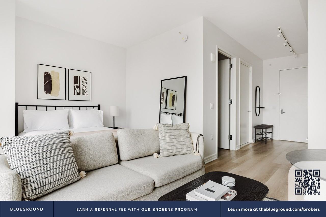275 South 5th Street - Photo 4 of 47