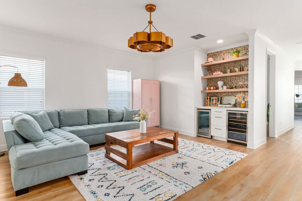 1509 Fairview Cir #1051139P - Photo 2 of 50