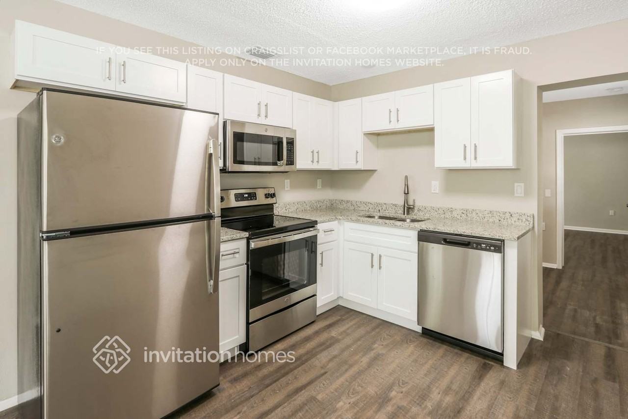 421 2nd Ave Ne - Photo 5 of 18