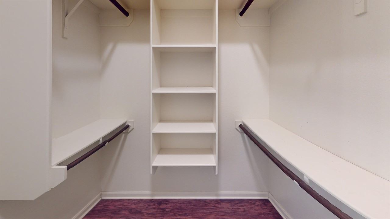 3903 White Oak Meadow Ct - Photo 2 of 17