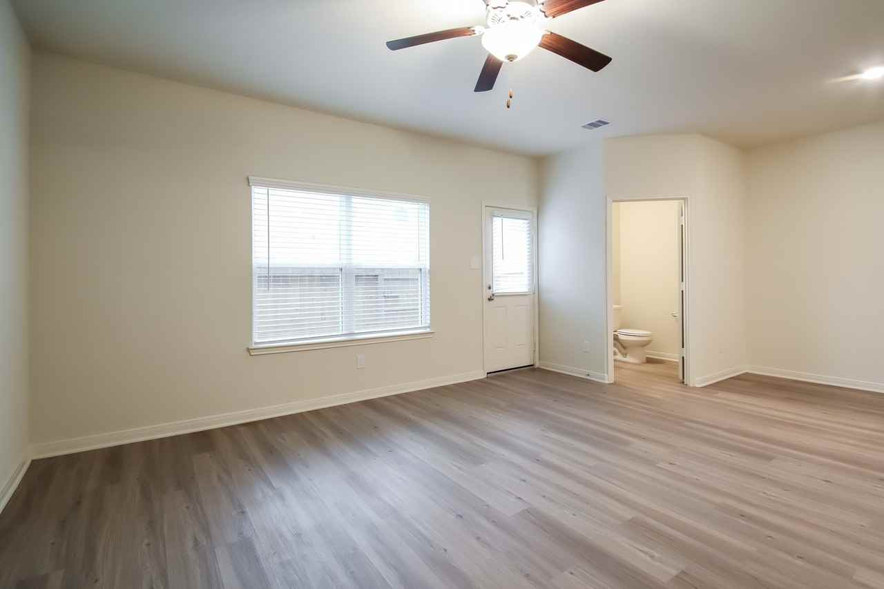 544 544 Solomon Ln - Photo 7 of 24