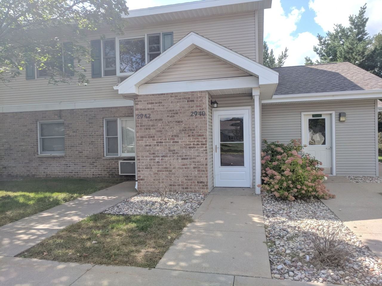 2956 Hickory Drive - Photo 4 of 50