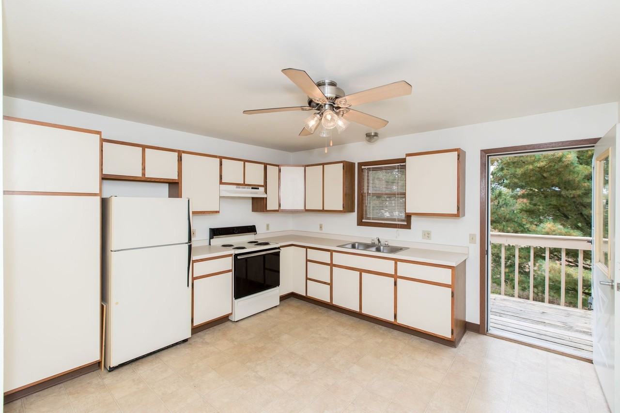 2956 Hickory Drive - Photo 4 of 50