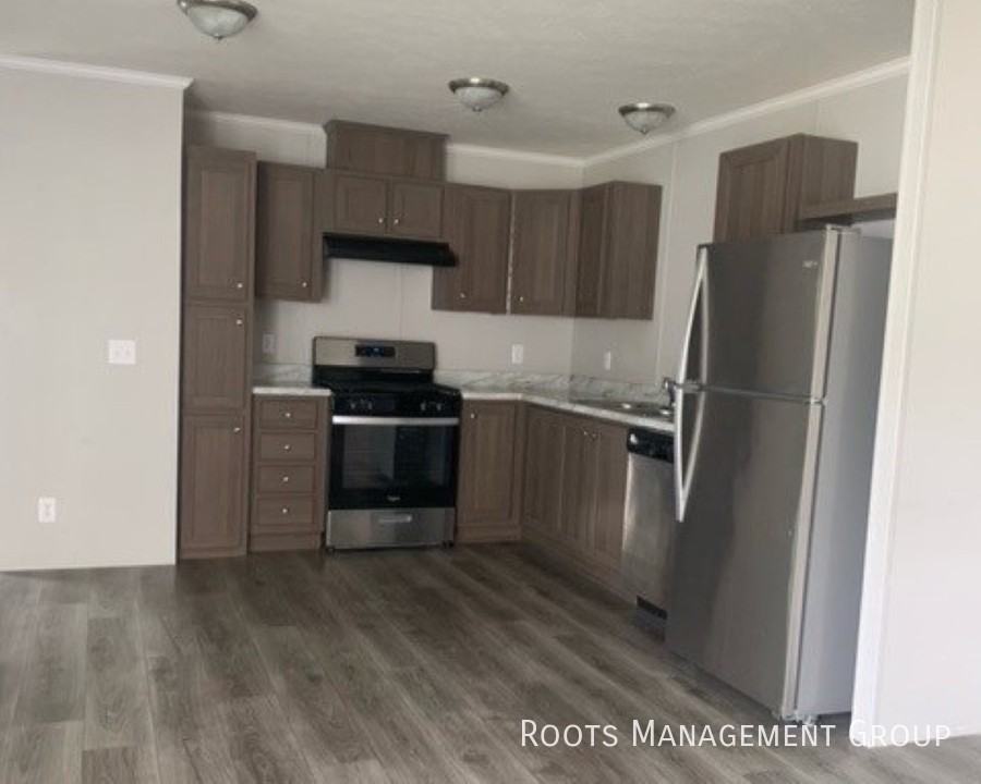 672 Remington St #3 - Photo 2 of 6