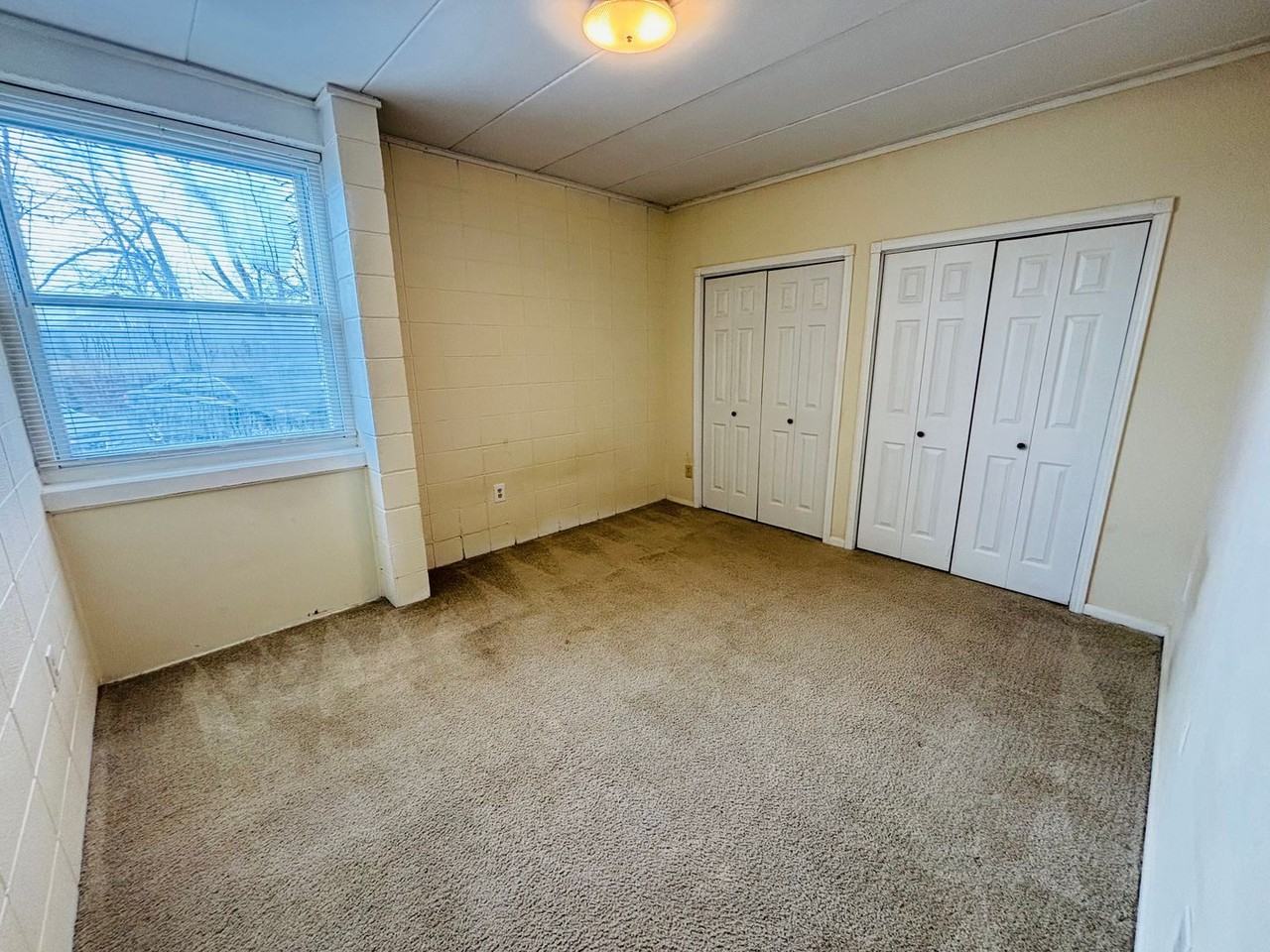 904 Brightwood Manor Dr #4 - Photo 6 of 17