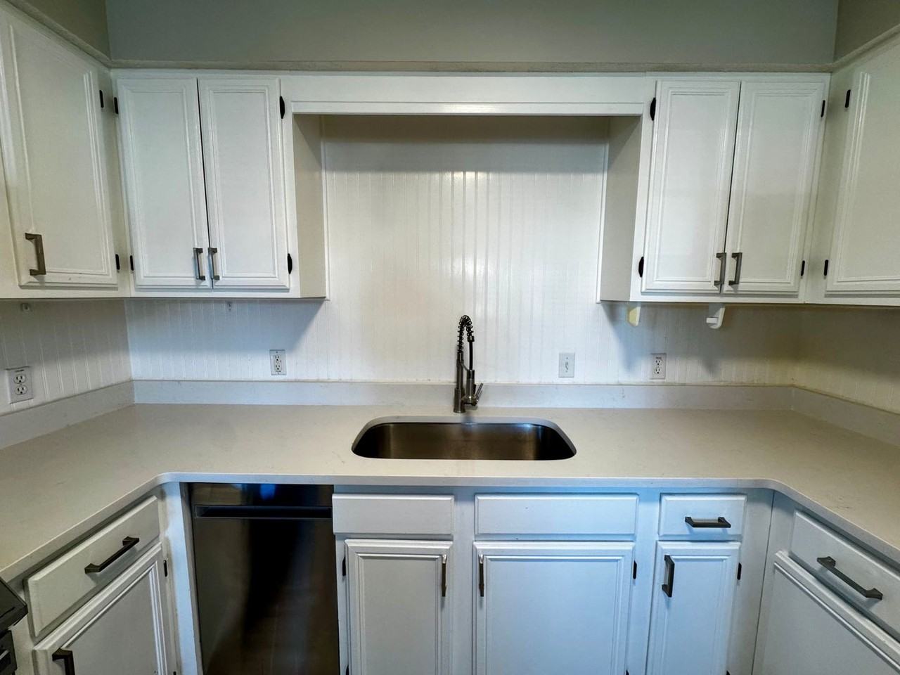 333 Weisenbaker Road - Photo 3 of 17