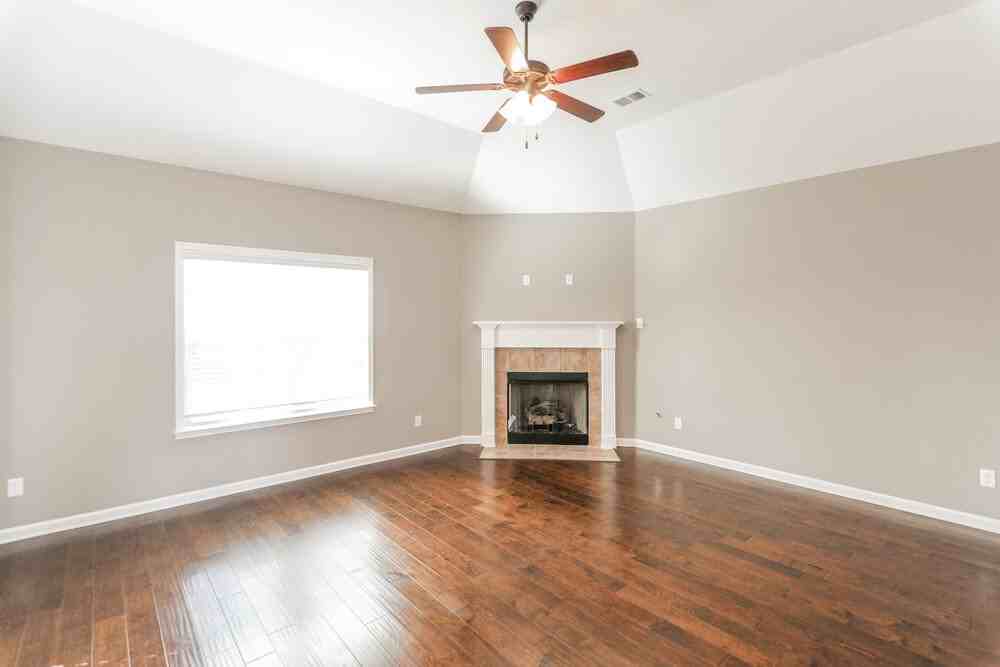 5477 Riverstone Dr - Photo 2 of 14