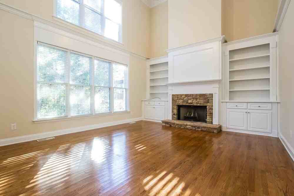 6730 Creek View Ln - Photo 3 of 16