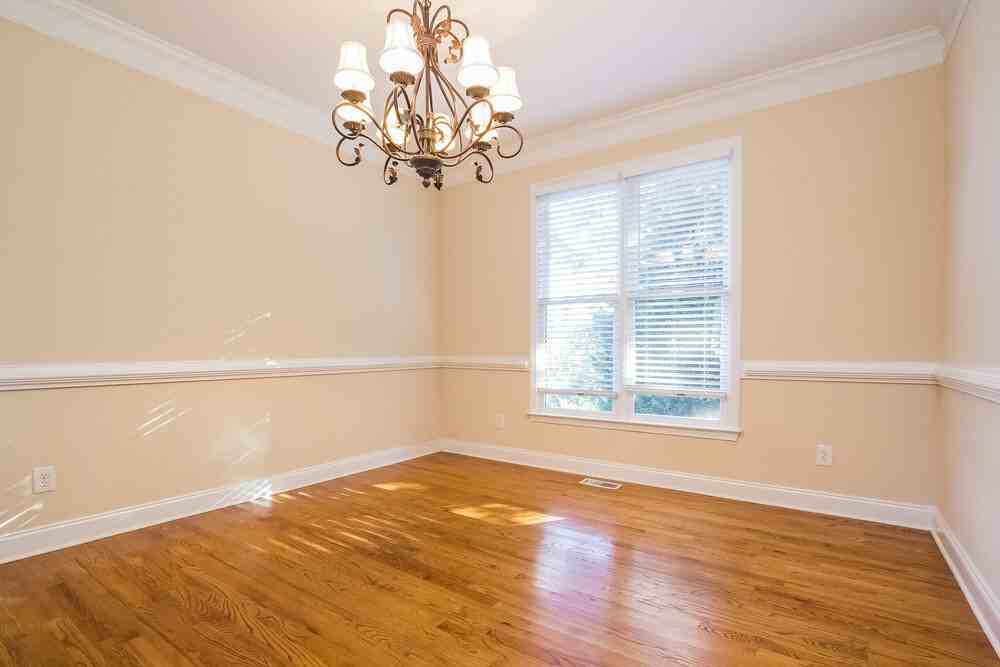 6730 Creek View Ln - Photo 4 of 16