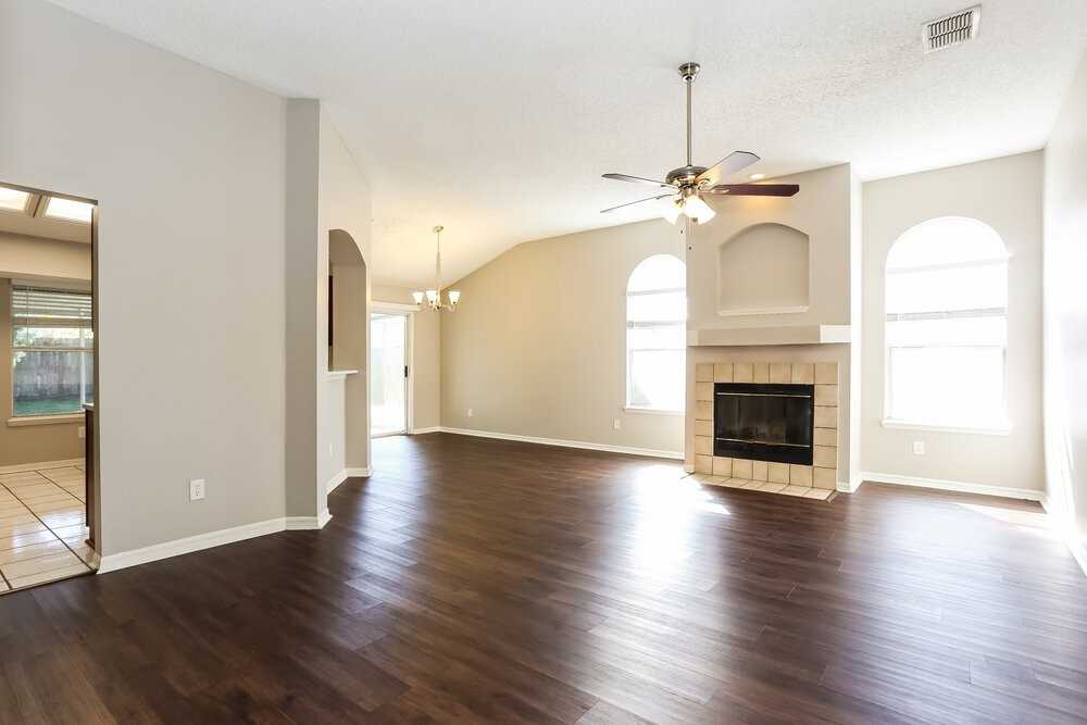 1455 Beecher Ln - Photo 3 of 16