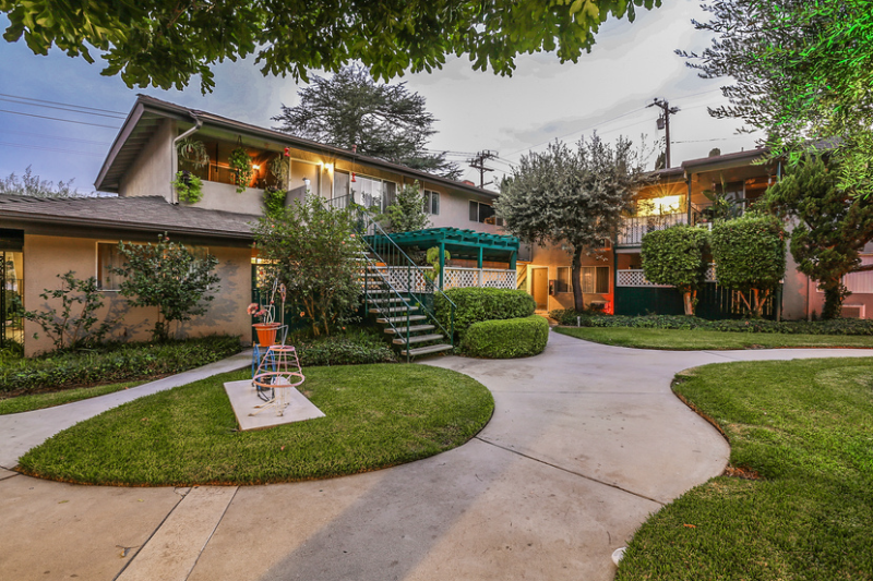 8919 Longden Ave #9 - Photo 7 of 24