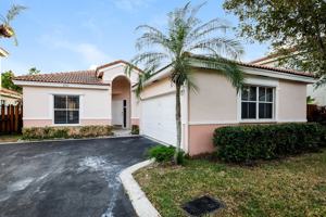 featured image of 4792 Nw 5th Pl