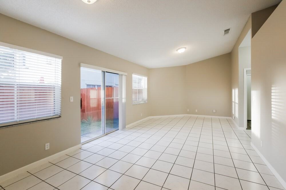 4792 Nw 5th Pl - Photo 5 of 16