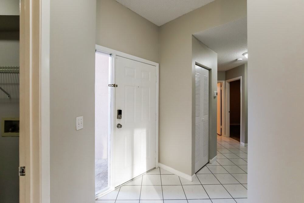 4792 Nw 5th Pl - Photo 6 of 16