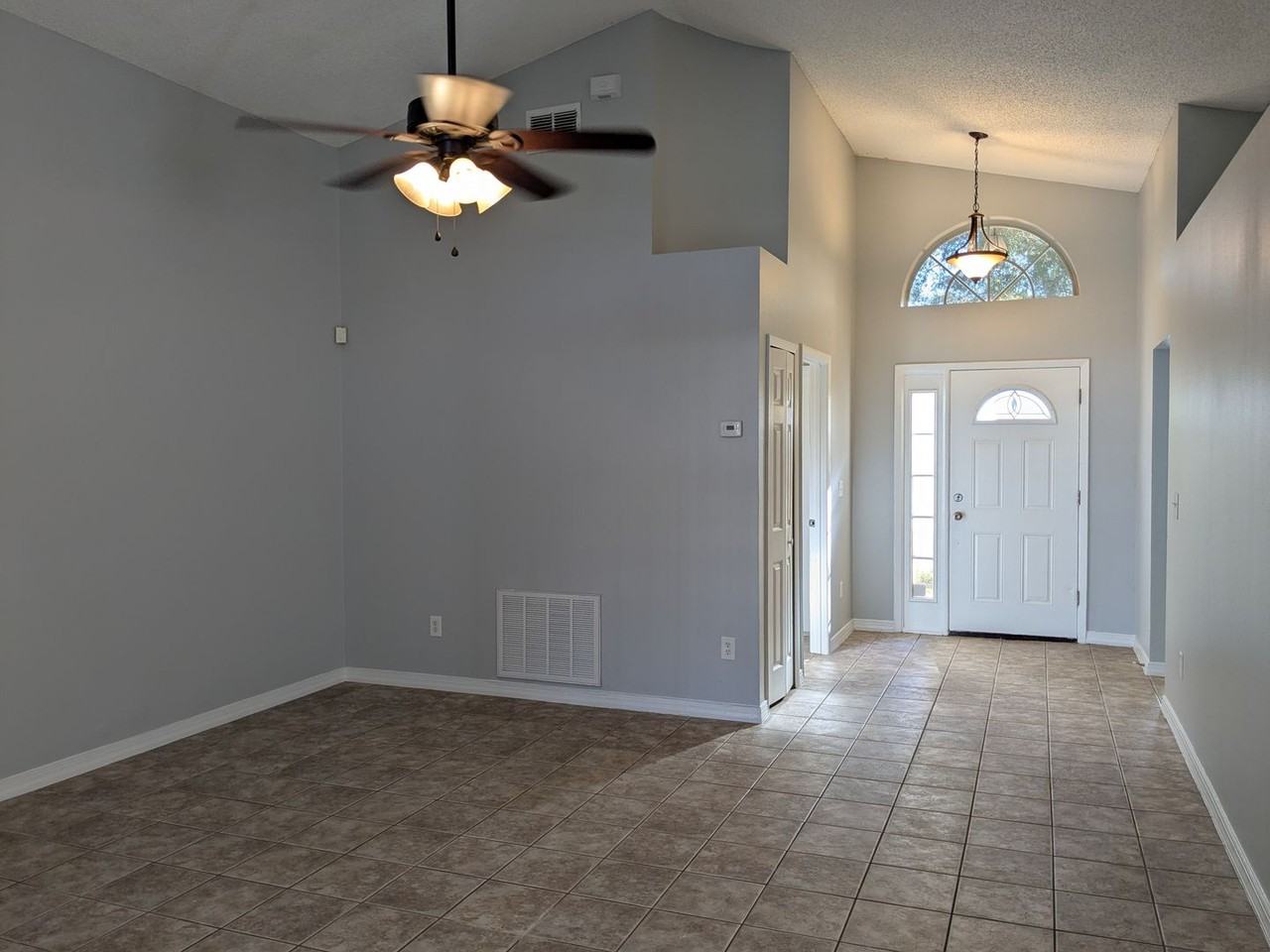 1020 Stonechapel Ct - Photo 3 of 43