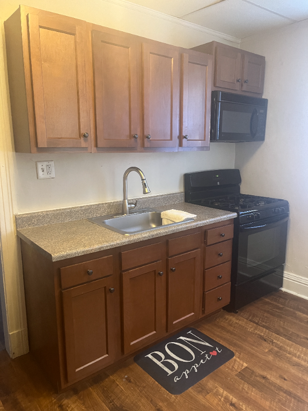 823 Market St #5 - Photo 6 of 9