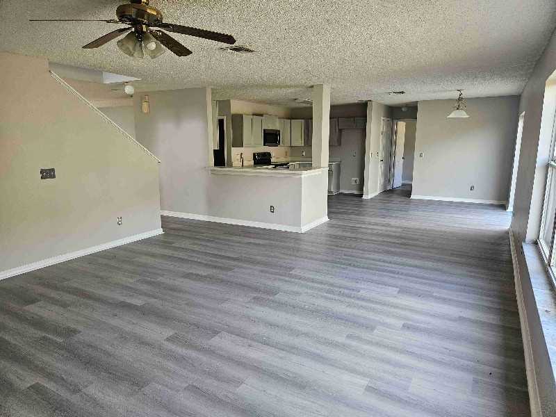 1890 Ridge Valley St - Photo 2 of 4