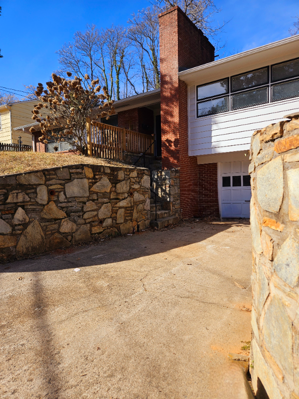 1941 E 3rd St - Photo 2 of 12