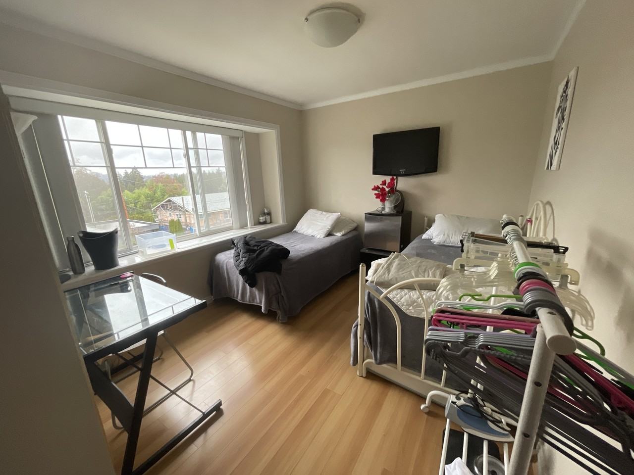 6210 Canada Way - Photo 3 of 8