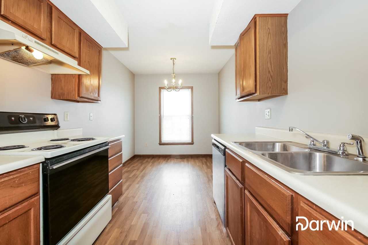 3503 Nw 71st Ter - Photo 3 of 15