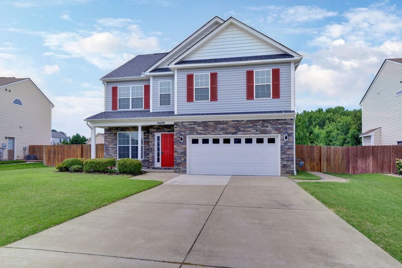 4688 Yeardley Loop - Photo 2 of 38