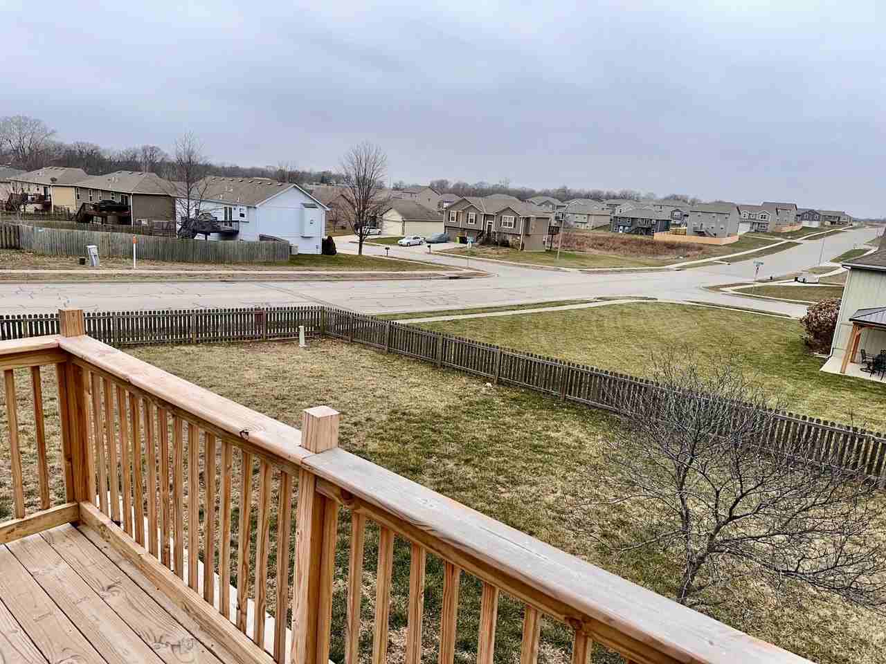 612 Fall Creek Dr - Photo 6 of 16