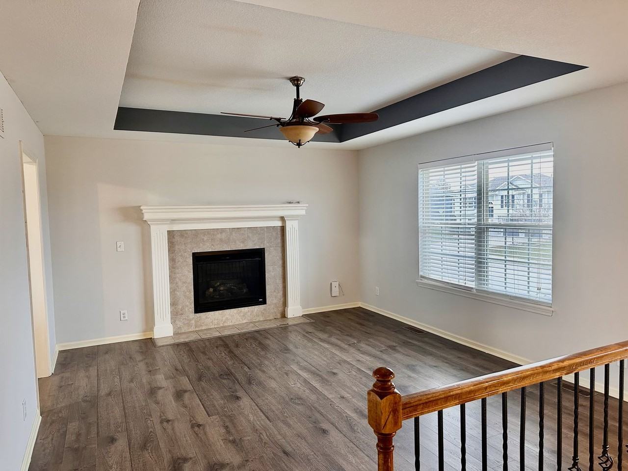 612 Fall Creek Dr - Photo 7 of 16