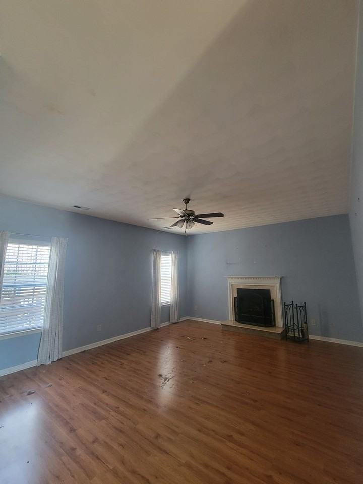 3719 Bridle Path Ln - Photo 7 of 22
