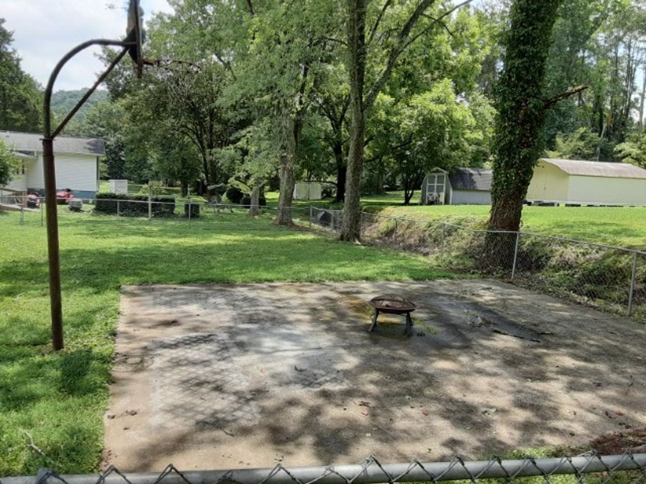 167 Louisiana Ave - Photo 3 of 30
