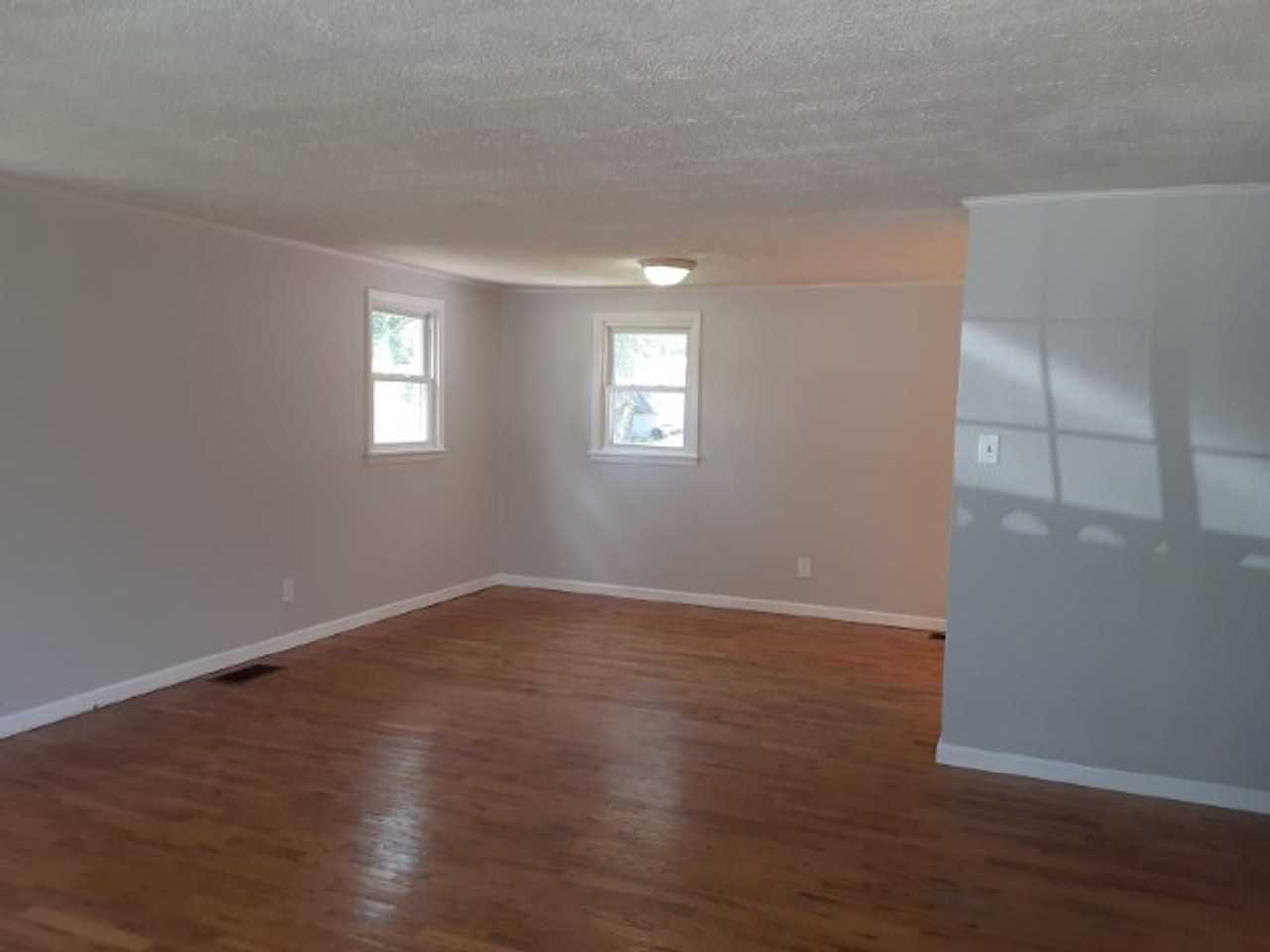 167 Louisiana Ave - Photo 5 of 30