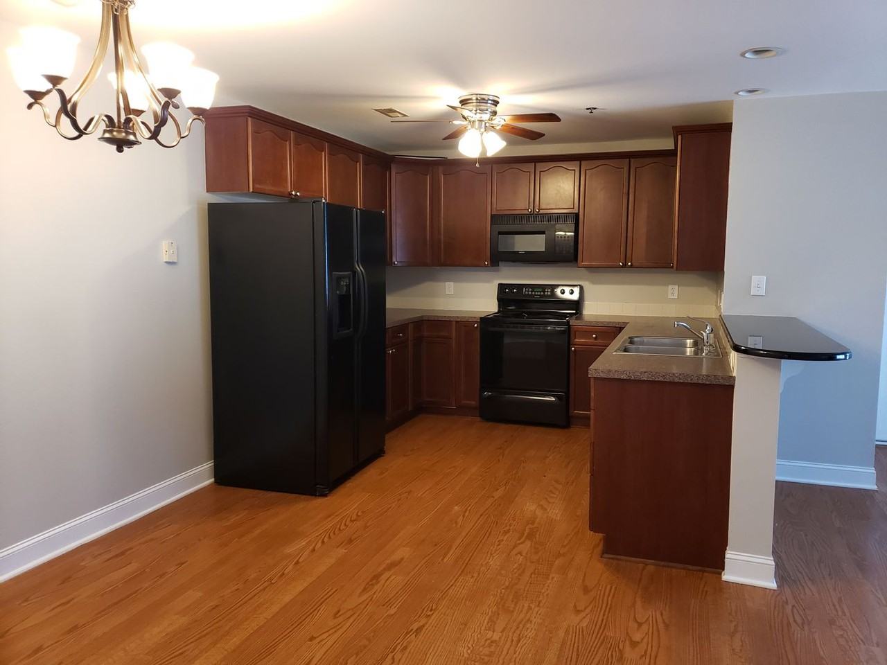 4732 Tatton Park Cir - Photo 5 of 14
