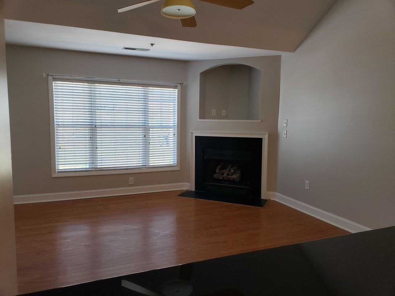 4732 Tatton Park Cir - Photo 6 of 14