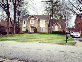 featured image of 14410 Lake Forest Dr