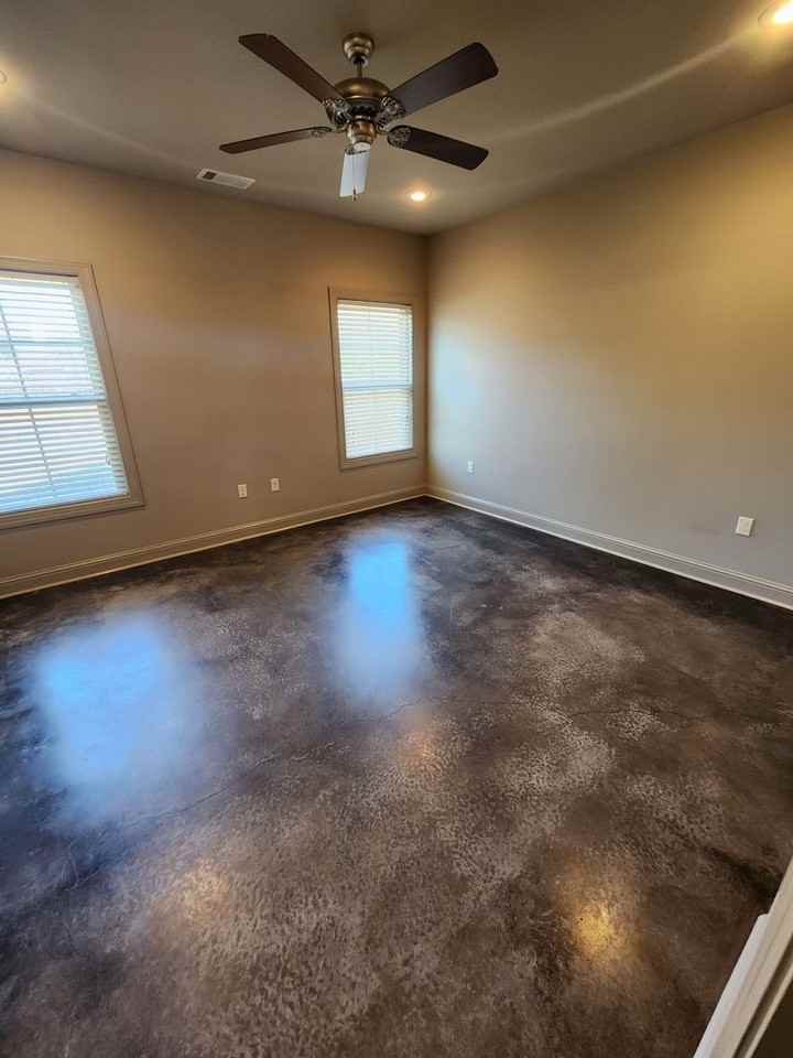 Parkland Heights - Photo 4 of 24