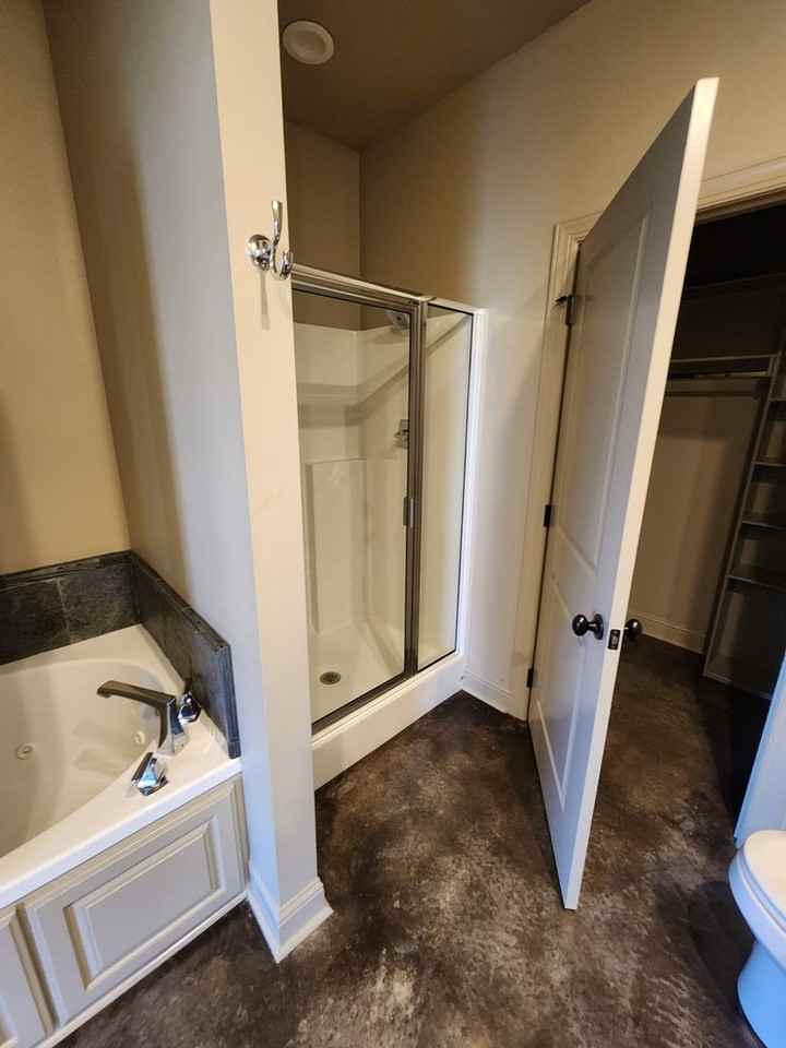 Parkland Heights - Photo 6 of 24
