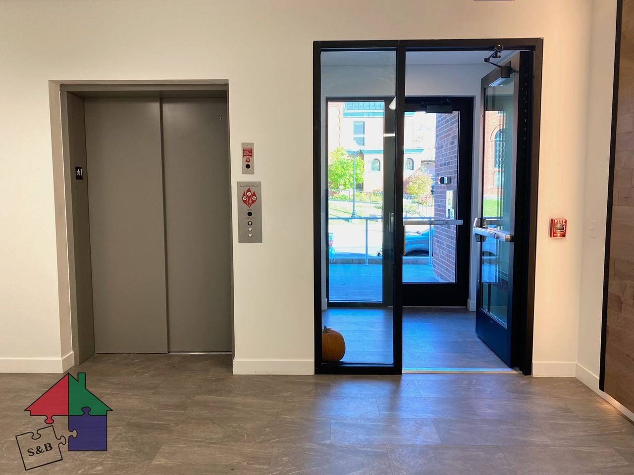 10 Maiden Lane - Photo 2 of 37