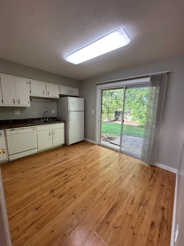 2263 US 52 W- NORMAC - Photo 2 of 24