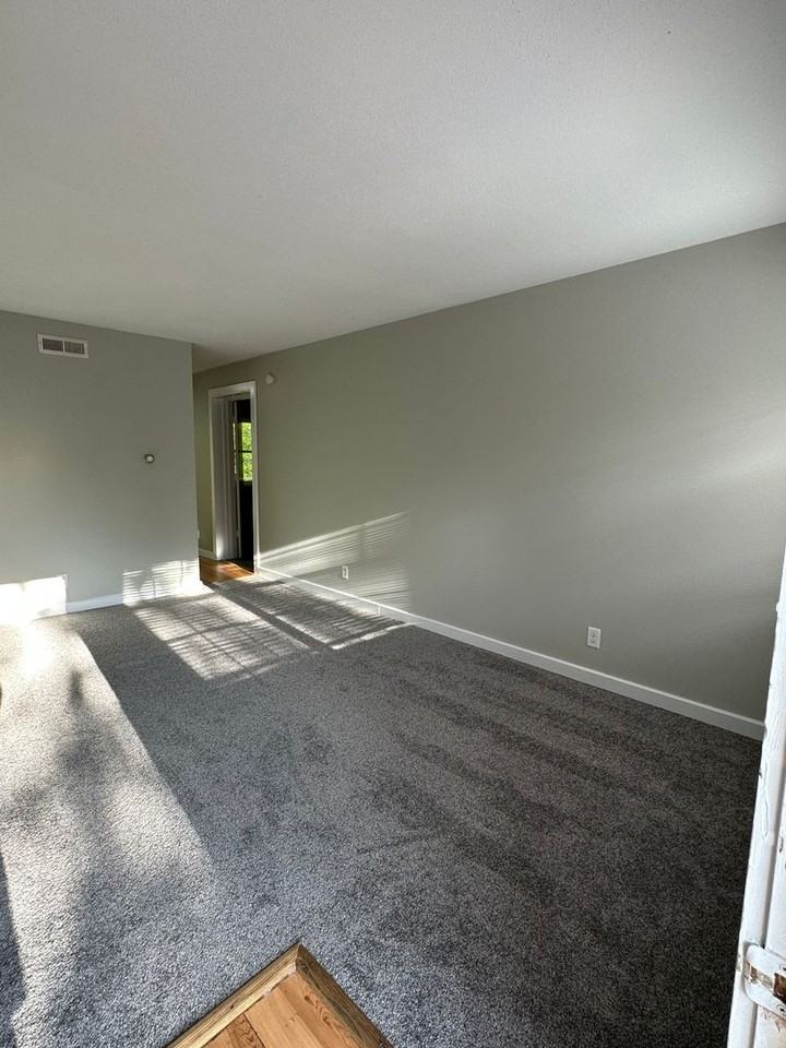 2263 US 52 W- NORMAC - Photo 3 of 24