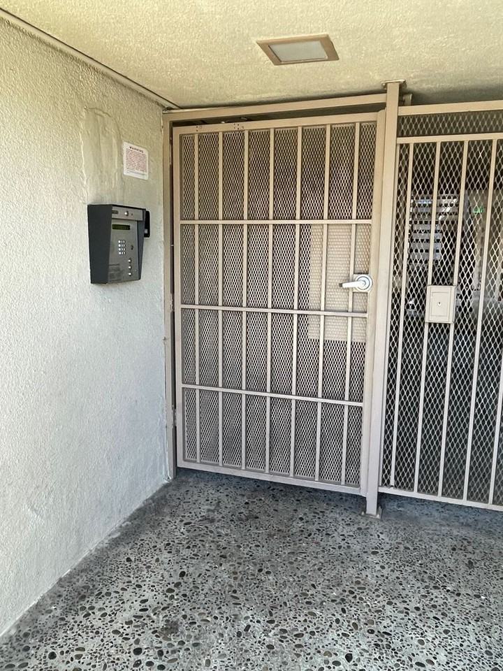 Memorial Apartments - Photo 2 of 16
