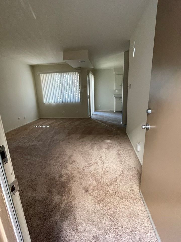 Memorial Apartments - Photo 4 of 16