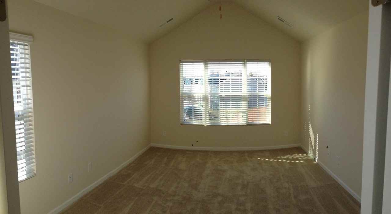 2377 Hartfield Cir - Photo 6 of 8