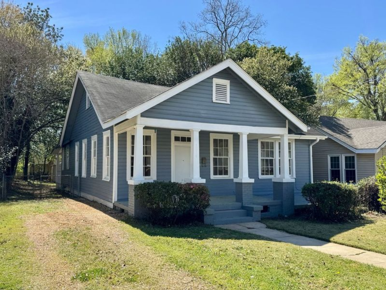 1814 Winona Ave - Photo 2 of 40